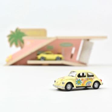 VW Beetle 1303 – 1973 – Peace and Love – Norev Minijet Norev VW na lalafo.rs VW Beetle 1303 – 1973 – Peace and Love – Norev Minijet Norev VW