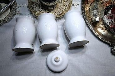 Antiques: Tri stare keramičke apotekarske posude. Tri stare keramičke at lalafo.rs — 5 Antiques: Tri stare keramičke apotekarske posude. Tri stare keramičke — 5