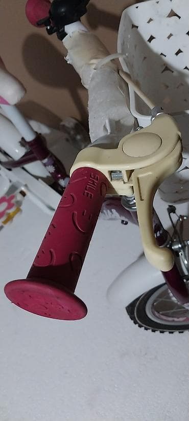 Dečiji bicikl sa pomoćnim točkićima – Violetta Lilo, veličina točkova na lalafo.rs — 3 Dečiji bicikl sa pomoćnim točkićima – Violetta Lilo, veličina točkova — 3