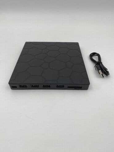 8 u 1 eksterni CD/DVD snimac i citac za laptopove i desktope Eksterni na lalafo.rs 8 u 1 eksterni CD/DVD snimac i citac za laptopove i desktope Eksterni