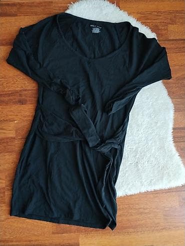 Ženske majice kratkih rukava – više modela - Crna majica sa printom na lalafo.rs — 9 Ženske majice kratkih rukava – više modela - Crna majica sa printom — 9