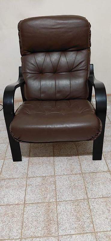 Trosed/sofa sa segmentima – tamno braon, tapacirung eko-koža, crni na lalafo.rs Trosed/sofa sa segmentima – tamno braon, tapacirung eko-koža, crni