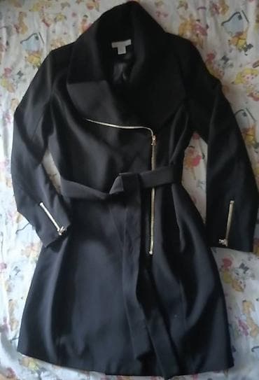 Prekrasan nov H&M mantil, veličine 38 na lalafo.rs — 1 Prekrasan nov H&M mantil, veličine 38 — 1