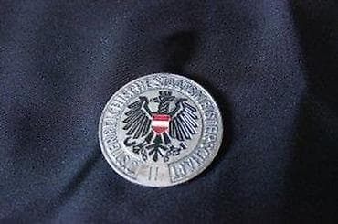 SREBRNA MEDALJA, DRŽAVNO TAKMIČENJE U SALI ZA ŽENE, AUSTRIJA | Tri na lalafo.rs — 5 SREBRNA MEDALJA, DRŽAVNO TAKMIČENJE U SALI ZA ŽENE, AUSTRIJA | Tri — 5