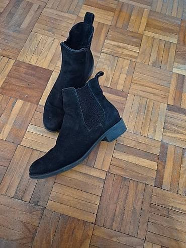 Crne ženske gležnjače – klasičan Chelsea model. - Materijal: mekana na lalafo.rs — 5 Crne ženske gležnjače – klasičan Chelsea model. - Materijal: mekana — 5