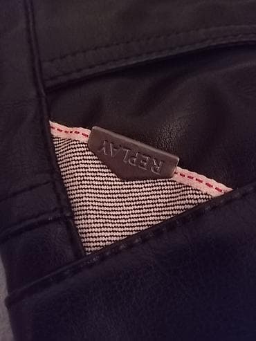 Replay ženske pantalone od crne koze - Brend: REPLAY (metalni bedž na na lalafo.rs — 2 Replay ženske pantalone od crne koze - Brend: REPLAY (metalni bedž na — 2