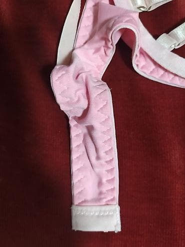 Prodajem ekstra seksi brushalteri,prelepo stoji,najnoviji model na na lalafo.rs Prodajem ekstra seksi brushalteri,prelepo stoji,najnoviji model na