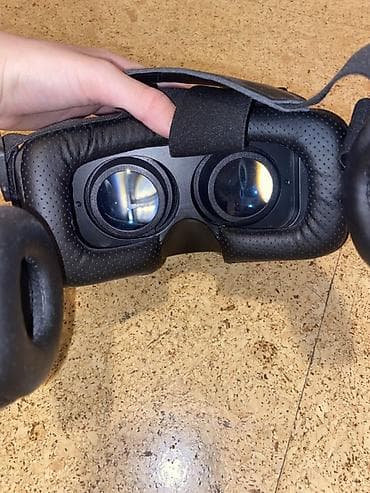 VR Park mobilne VR naočare sa slušalicama - Model: VR Park (headset na lalafo.rs — 2 VR Park mobilne VR naočare sa slušalicama - Model: VR Park (headset — 2