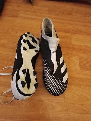 Adidas, veličina - 34, Upotrebljenо na lalafo.rs Adidas, veličina - 34, Upotrebljenо