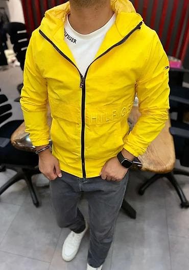 Muška lagana jakna sa kapuljačom, više boja Od M do 2XL - Dizajn na lalafo.rs — 1 Muška lagana jakna sa kapuljačom, više boja Od M do 2XL - Dizajn — 1