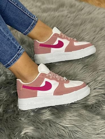 Ankle boots: Nike air force patike
Novo
Brojevi 36 do 40
fb Moja Kupovina 1 at lalafo.rs — 5 Ankle boots: Nike air force patike
Novo
Brojevi 36 do 40
fb Moja Kupovina 1 — 5