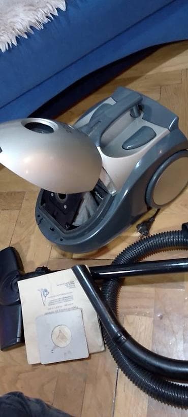 Usisivač FIŠER PRICE 2200 w na platnenu vreću i dobiće se jedna na lalafo.rs — 5 Usisivač FIŠER PRICE 2200 w na platnenu vreću i dobiće se jedna — 5