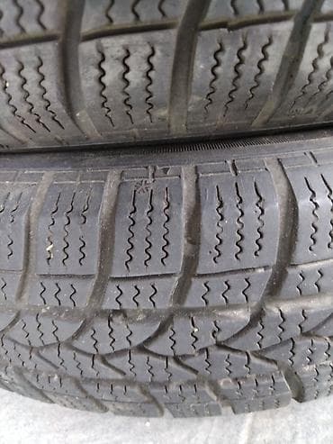 Transport: 2 gume kao nove obe za 2000 din at lalafo.rs — 2 Transport: 2 gume kao nove obe za 2000 din — 2