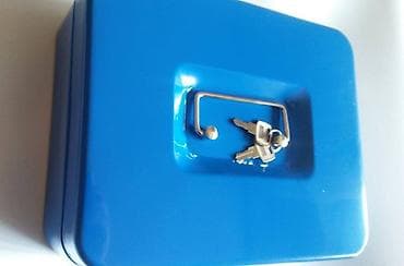 Sef za novac u plavoj boji Ovaj praktični prenosivi sef idealan je za na lalafo.rs — 4 Sef za novac u plavoj boji Ovaj praktični prenosivi sef idealan je za — 4