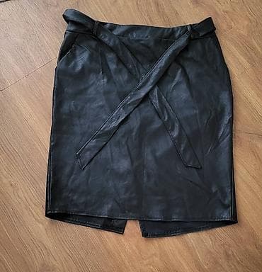 🖤 Kožna suknja Odlično očuvana, lepo stoji i vrlo zahvalna za na lalafo.rs 🖤 Kožna suknja Odlično očuvana, lepo stoji i vrlo zahvalna za
