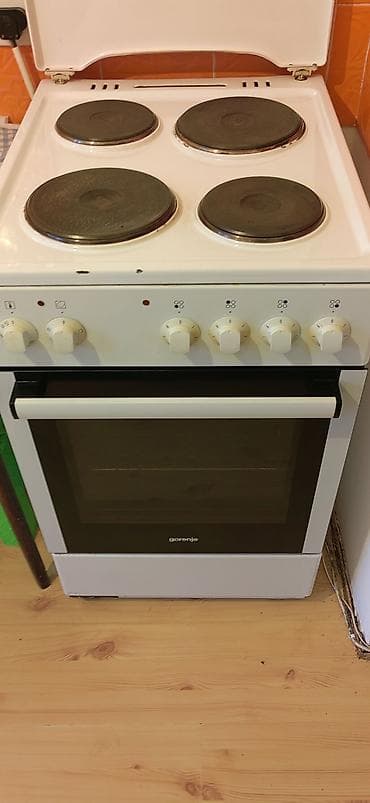 Na prodaju električni šporet – model E51101 AW u Nišu Prodajem na lalafo.rs Na prodaju električni šporet – model E51101 AW u Nišu Prodajem