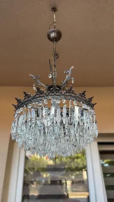 Stilske lampe: Stari kristalni luster - ODLIČNO STANJE U odličnom stanju 💎 Kao na na lalafo.rs — 3 Stilske lampe: Stari kristalni luster - ODLIČNO STANJE U odličnom stanju 💎 Kao na — 3