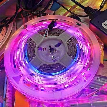 Led traka Magična preko mobilnog telefona i tastera i daljin. Led na lalafo.rs — 9 Led traka Magična preko mobilnog telefona i tastera i daljin. Led — 9