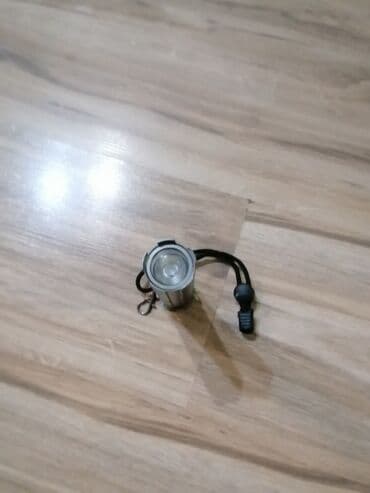 Ostalo: Taktička LED baterijska lampa “POLICE 15W” - Kućište od metala u na lalafo.rs — 5 Ostalo: Taktička LED baterijska lampa “POLICE 15W” - Kućište od metala u — 5