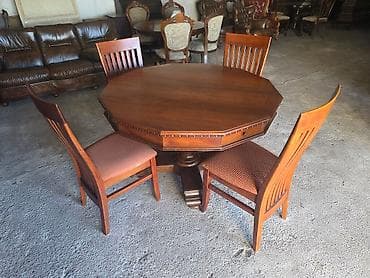 Sets of table and chairs: Drveni trpezarijski set – okrugli/višekutni sto sa 4 stolice - at lalafo.rs — 2 Sets of table and chairs: Drveni trpezarijski set – okrugli/višekutni sto sa 4 stolice - — 2