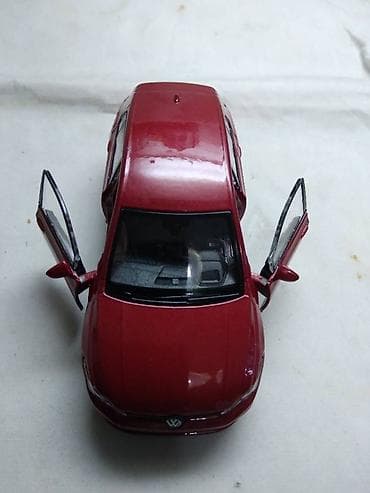 Vinyl records: Welly VW Golf 8 GTI razmera 1:38 official licensed at lalafo.rs — 4 Vinyl records: Welly VW Golf 8 GTI razmera 1:38 official licensed — 4