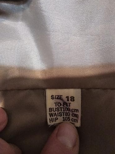 kom sa etiketom: Ženski sako helita australijski brend velicina 44 konfekcijski at lalafo.rs — 5 kom sa etiketom: Ženski sako helita australijski brend velicina 44 konfekcijski — 5