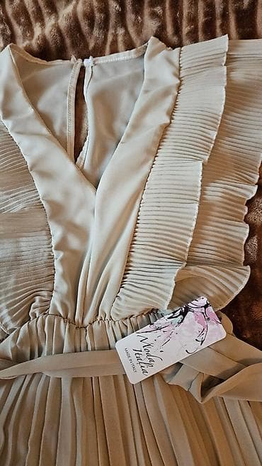 pantalone gina benotti: S (EU 36), bоја - Bež na lalafo.rs — 3 pantalone gina benotti: S (EU 36), bоја - Bež — 3