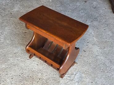 Dressers: Drveni pomoćni stočić sa držačem za novine/časopise - Materijal at lalafo.rs — 3 Dressers: Drveni pomoćni stočić sa držačem za novine/časopise - Materijal — 3