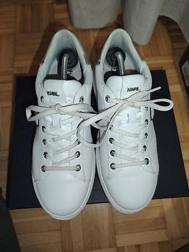 Karl Lagerfeld K/Ikonik bele kožne patike 6g 26cm - Model: niske na lalafo.rs — 1 Karl Lagerfeld K/Ikonik bele kožne patike 6g 26cm - Model: niske — 1