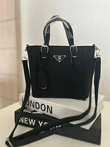 eko koza sa: Elegantna ženska torba – crna - Model: klasična ručna torba sa at lalafo.rs — 8 eko koza sa: Elegantna ženska torba – crna - Model: klasična ručna torba sa — 8