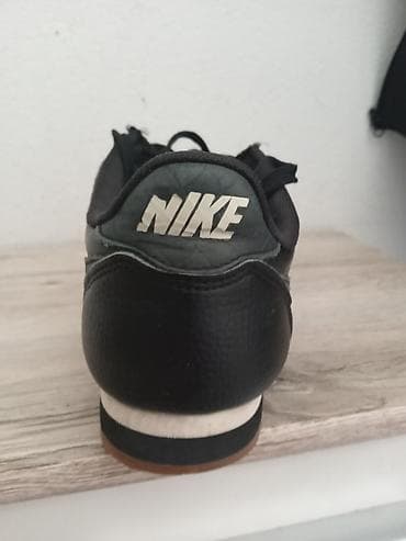 Nike patike crne boje broj 40 na lalafo.rs — 5 Nike patike crne boje broj 40 — 5