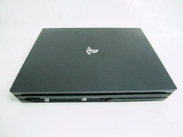 U ponudi Sony PlayStation 4 PRO konzola (CUH-7016B) u odličnom stanju at lalafo.rs — 7 U ponudi Sony PlayStation 4 PRO konzola (CUH-7016B) u odličnom stanju — 7