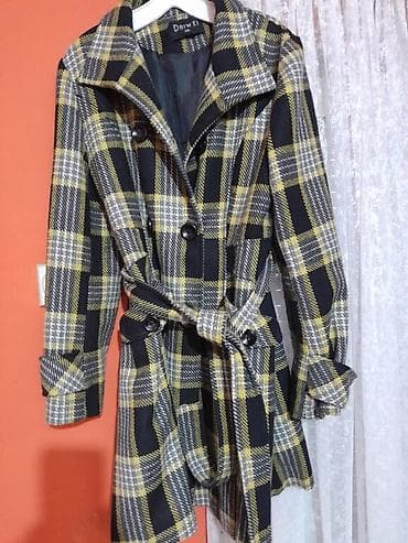 Ženski kaput sa kariranim uzorkom - Model: dvoredni kaput sa reverima na lalafo.rs — 2 Ženski kaput sa kariranim uzorkom - Model: dvoredni kaput sa reverima — 2