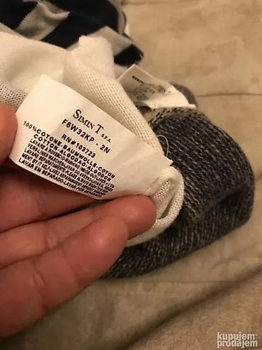 Original ARMANI dzemper L / XL KAO NOVI 100% cotton tanji Wolle / na lalafo.rs — 6 Original ARMANI dzemper L / XL KAO NOVI 100% cotton tanji Wolle / — 6