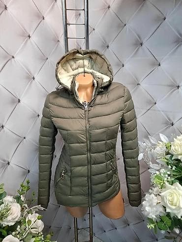 Ženska lagana puffer jakna sa kapuljačom - Krojen, ženstven struk – na lalafo.rs — 1 Ženska lagana puffer jakna sa kapuljačom - Krojen, ženstven struk – — 1