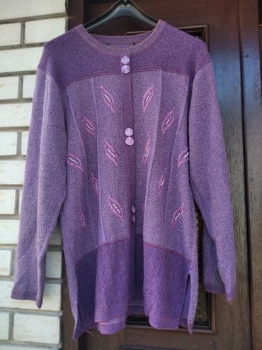 Bukle bluza / dzemper vel. L u super stanju na lalafo.rs Bukle bluza / dzemper vel. L u super stanju