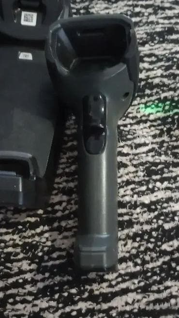 1. Zebra DS8178 Series Cordless Handheld Scanner Kit with Shielded USB na lalafo.rs — 2 1. Zebra DS8178 Series Cordless Handheld Scanner Kit with Shielded USB — 2