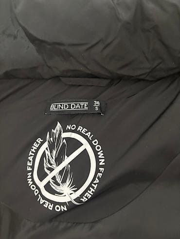 zenske broj: Duga ženska prošivena prsluk-jakna sa kapuljačom, brenda Blind Date at lalafo.rs — 4 zenske broj: Duga ženska prošivena prsluk-jakna sa kapuljačom, brenda Blind Date — 4