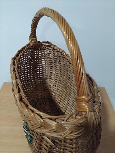 Ručno pletena korpa od kuvanog vrbovog pruća,velika, iz okoline Pirota na lalafo.rs — 5 Ručno pletena korpa od kuvanog vrbovog pruća,velika, iz okoline Pirota — 5