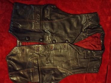 AKCIJA. Kožni prsluk M nov nošen dva puta na lalafo.rs — 1 AKCIJA. Kožni prsluk M nov nošen dva puta — 1