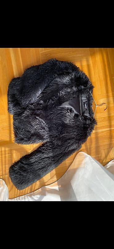 Crna jaknica- bundica -Stanje: Novo - Boja: Crna, blago sjajna na lalafo.rs — 4 Crna jaknica- bundica -Stanje: Novo - Boja: Crna, blago sjajna — 4