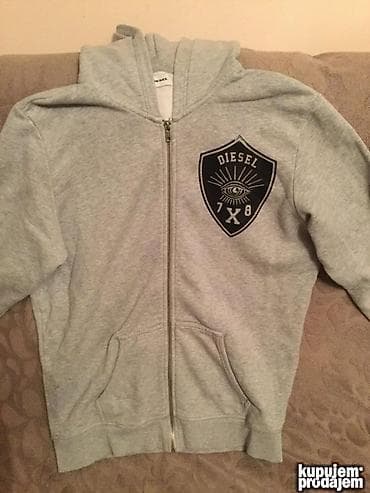 Original DIESEL duks sa kapuljacom M 100% cotton Ramena 45-6cm na lalafo.rs — 1 Original DIESEL duks sa kapuljacom M 100% cotton Ramena 45-6cm — 1