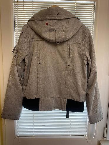 ONeill - ženska jakna za skijanje vel. L. Na etiketi su naznačene sve na lalafo.rs — 2 ONeill - ženska jakna za skijanje vel. L. Na etiketi su naznačene sve — 2