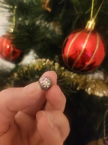 Pandora-pahuljica i drugi srebrni privezak, oba 3600 at lalafo.rs — 8 Pandora-pahuljica i drugi srebrni privezak, oba 3600 — 8