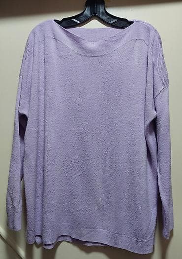 Bluza u nežno ljubičastoj (lila) boji, dugih rukava. Model je komotan na lalafo.rs — 1 Bluza u nežno ljubičastoj (lila) boji, dugih rukava. Model je komotan — 1