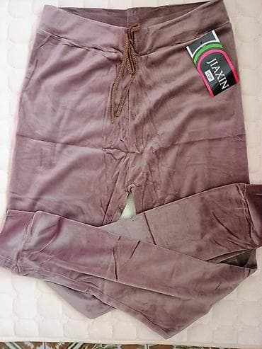 Plisani donji deo trenerke.
1750din
Od m-xxl na lalafo.rs Plisani donji deo trenerke.
1750din
Od m-xxl