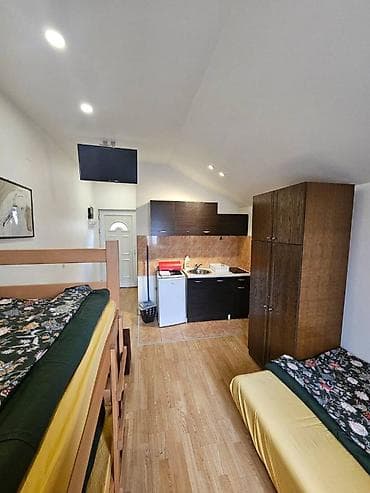 Nameštena soba/studio za izdavanje - Kompaktni stan sa francuskim at lalafo.rs — 8 Nameštena soba/studio za izdavanje - Kompaktni stan sa francuskim — 8