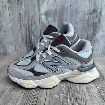 New balance 9060 patike
Novo
Brojevi 36 do 41
fb Moja Kupovina 1 na lalafo.rs — 5 New balance 9060 patike
Novo
Brojevi 36 do 41
fb Moja Kupovina 1 — 5