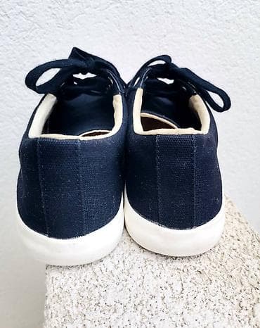 Original Ralph Lauren patike br. 38.
U odlucnom stanju! na lalafo.rs — 4 Original Ralph Lauren patike br. 38.
U odlucnom stanju! — 4