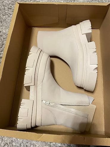 Bershka cizme u originalnoj kutiji full upakovane.Placene na lalafo.rs — 4 Bershka cizme u originalnoj kutiji full upakovane.Placene — 4